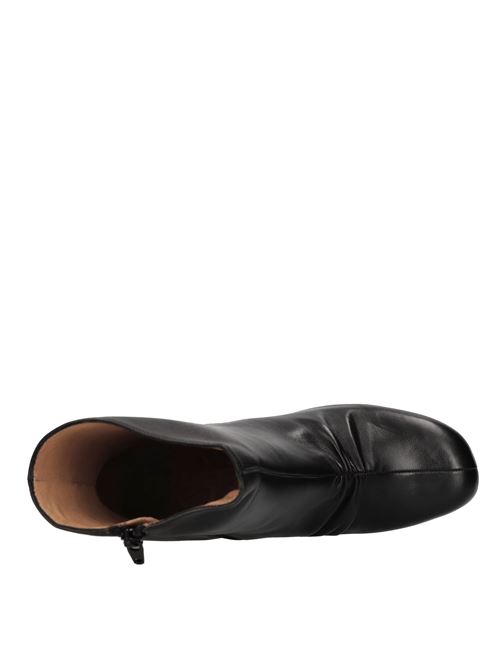 Uaura Besalu leather ankle boots CHIE MIHARA | UARA BESALUNERO
